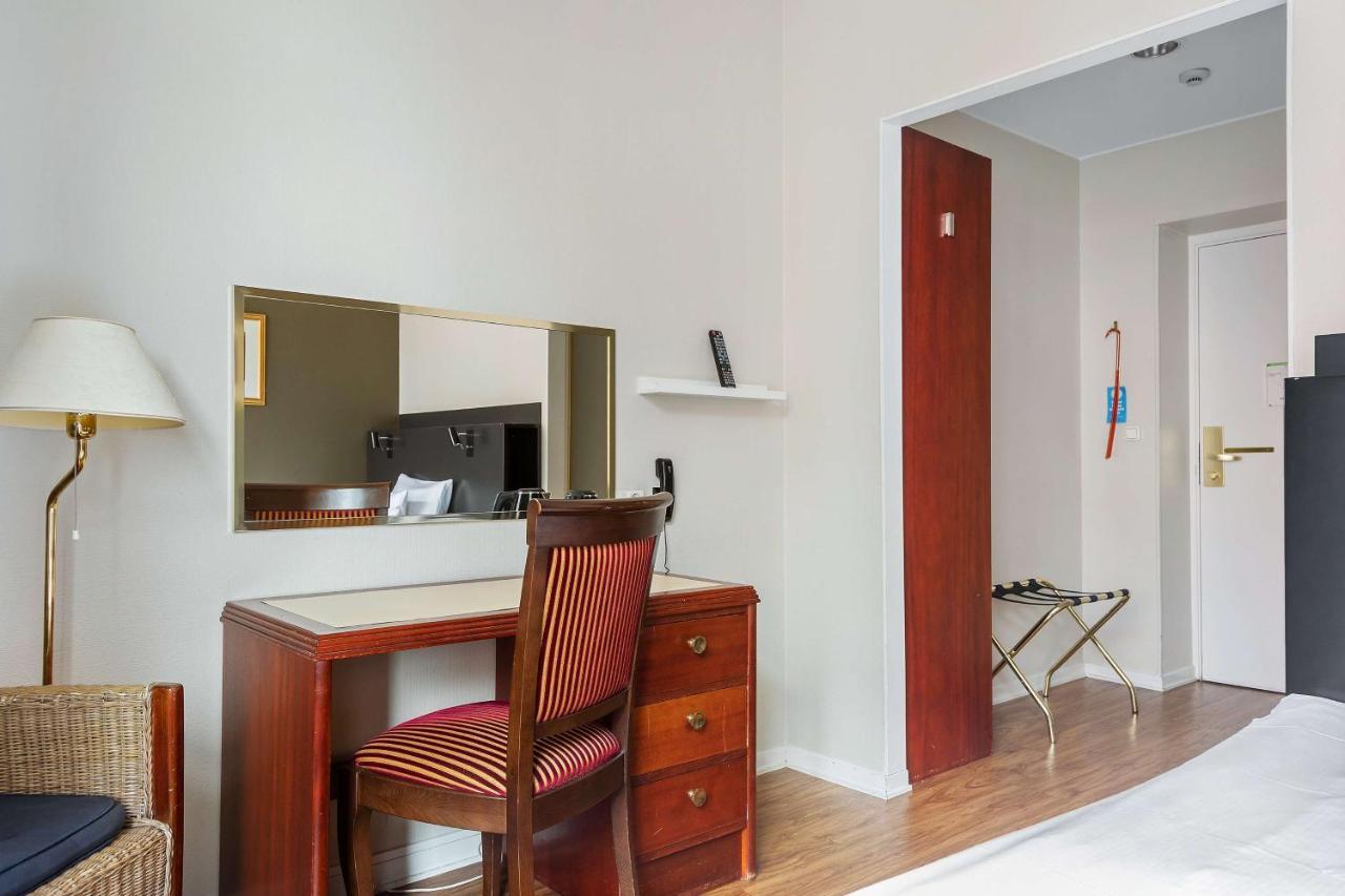 Western Tidbloms Hotel