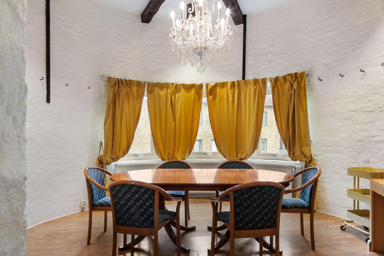 Western Tidbloms 3*